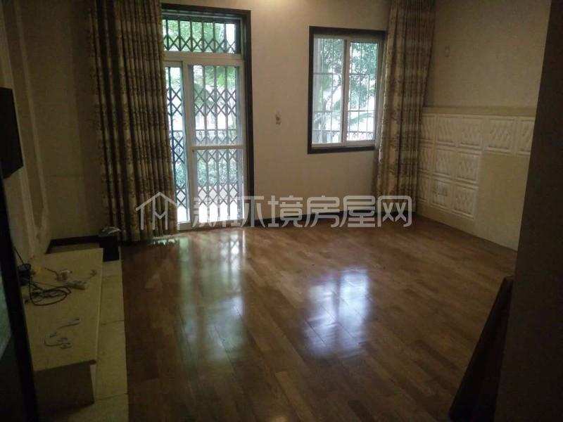 御都花园别墅  4室2厅4卫    9000.0元/月室内图