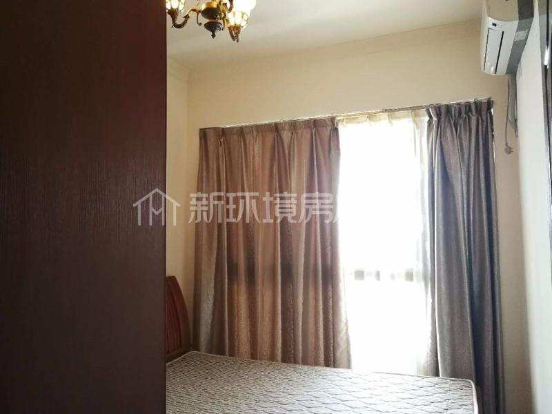 上城成都花园  3室2厅1卫    3700.0元/月室内图