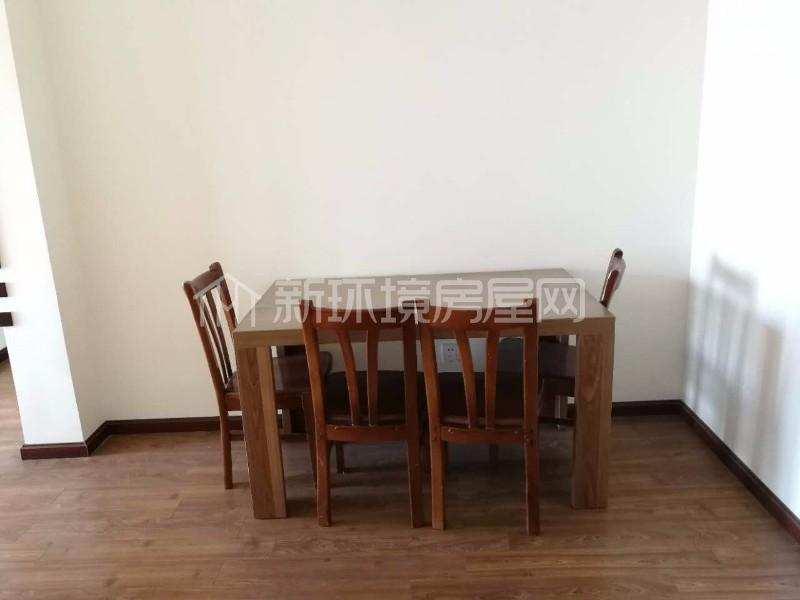 上城成都花园  3室2厅1卫    3700.0元/月室内图