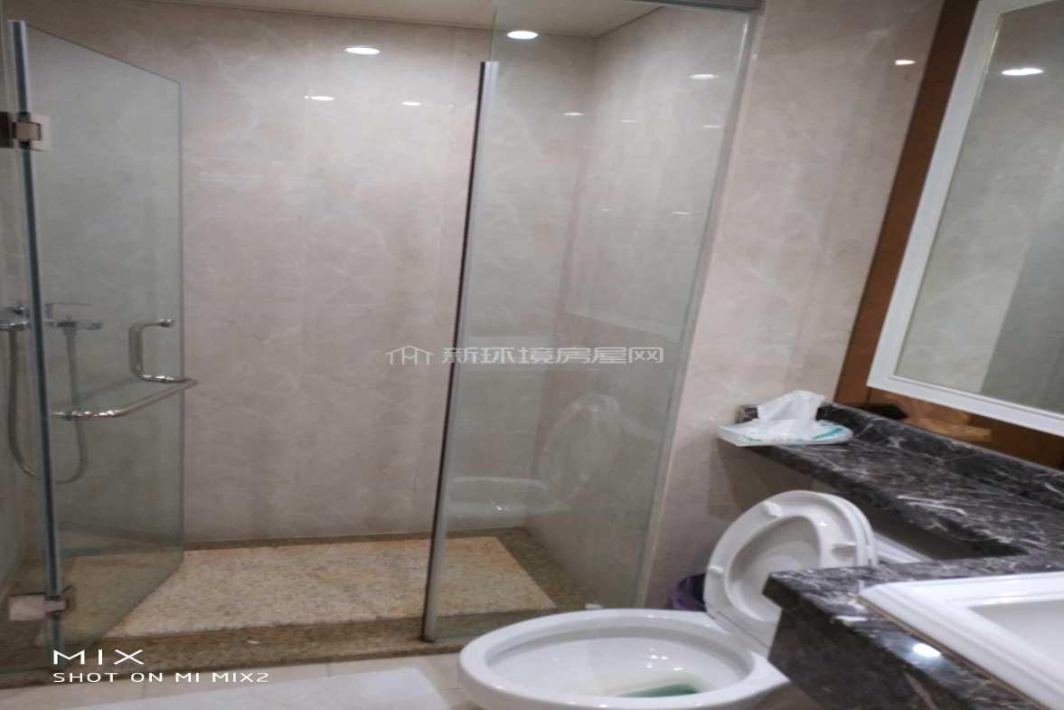 中环岛广场B座  1室1厅1卫    3300.0元/月室内图