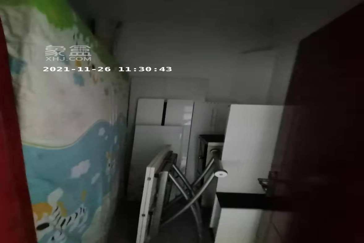 左岸春天 6室2厅1卫 4200.0元/月 左岸春天 6室2厅1卫 4200.0元/月室内图