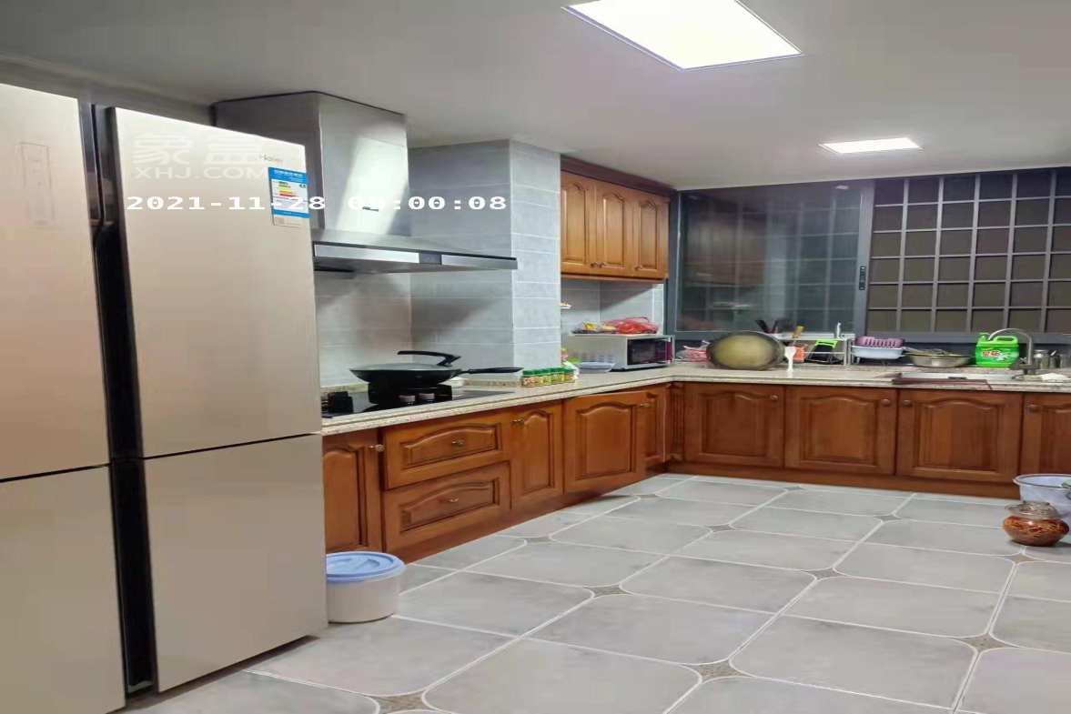 澳海澜庭  7室3厅3卫    5500.0元/月 澳海澜庭  7室3厅3卫    5500.0元/月室内图