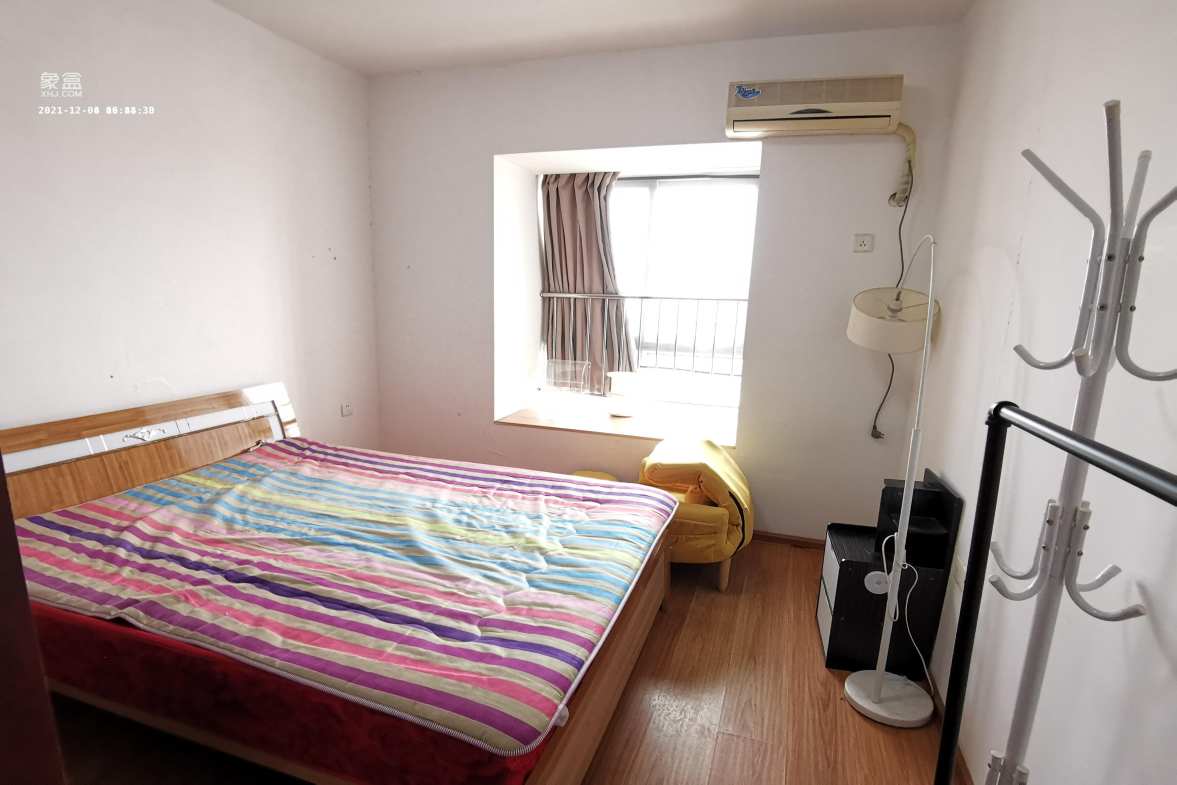 上河国际C区 3室2厅1卫 2600.0元/月 上河国际C区 3室2厅1卫 2600.0元/月室内图