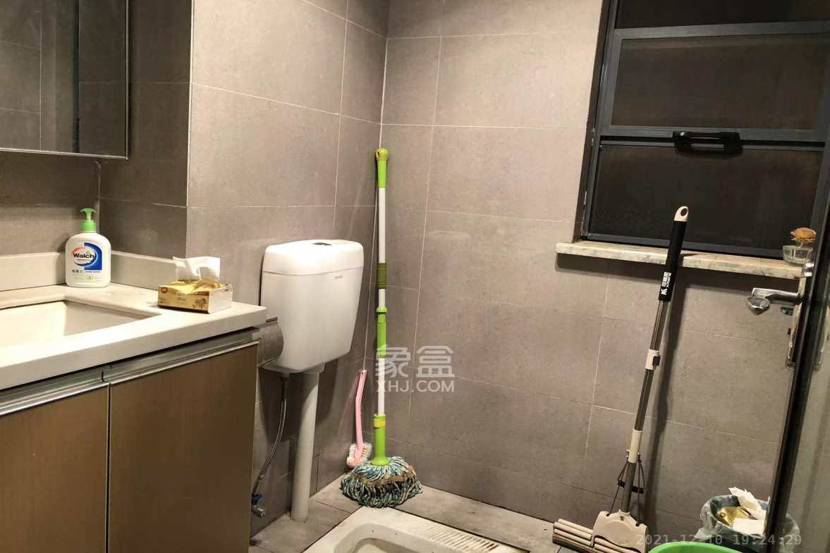 恒伟湘江时代  3室2厅1卫    4200.0元/月室内图