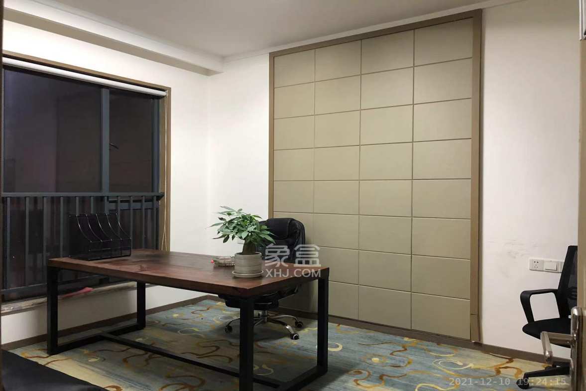恒伟湘江时代  3室2厅1卫    4200.0元/月室内图