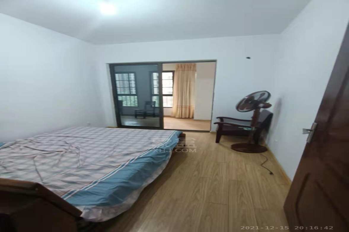 世贸广场二期 3室2厅1卫 2000.00元/月 世贸广场二期 3室2厅1卫 2000.00元/月室内图