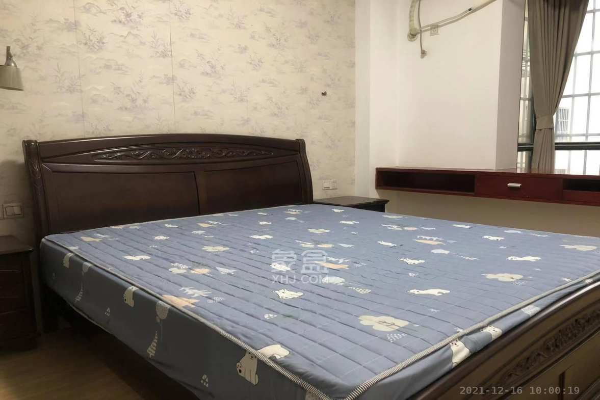 浏阳河畔家园  3室2厅2卫    3000.0元/月室内图