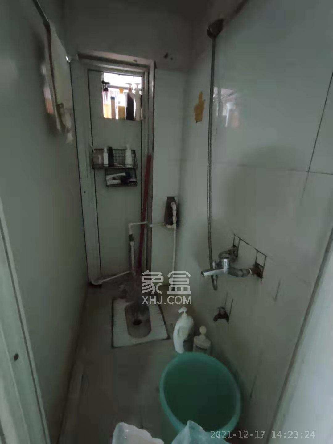 天润花园  1室1厅1卫    900.0元/月室内图