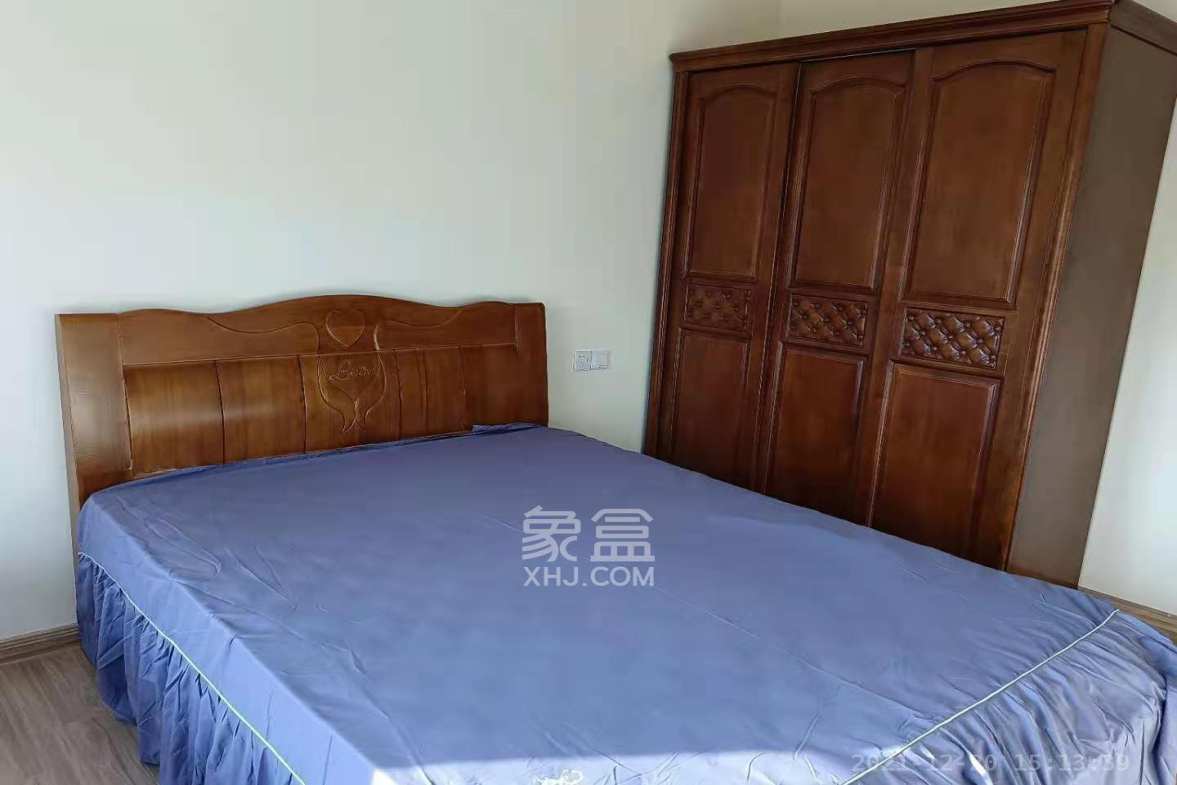 碧桂园公园壹号(凯怡茗苑)  3室2厅1卫    2000.0元/月 碧桂园公园壹号(凯怡茗苑)  3室2厅1卫    2000.0元/月室内图