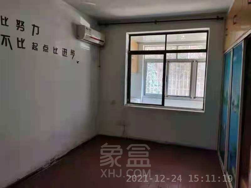 宋家桥晏家湾  3室2厅2卫    1500.0元/月室内图