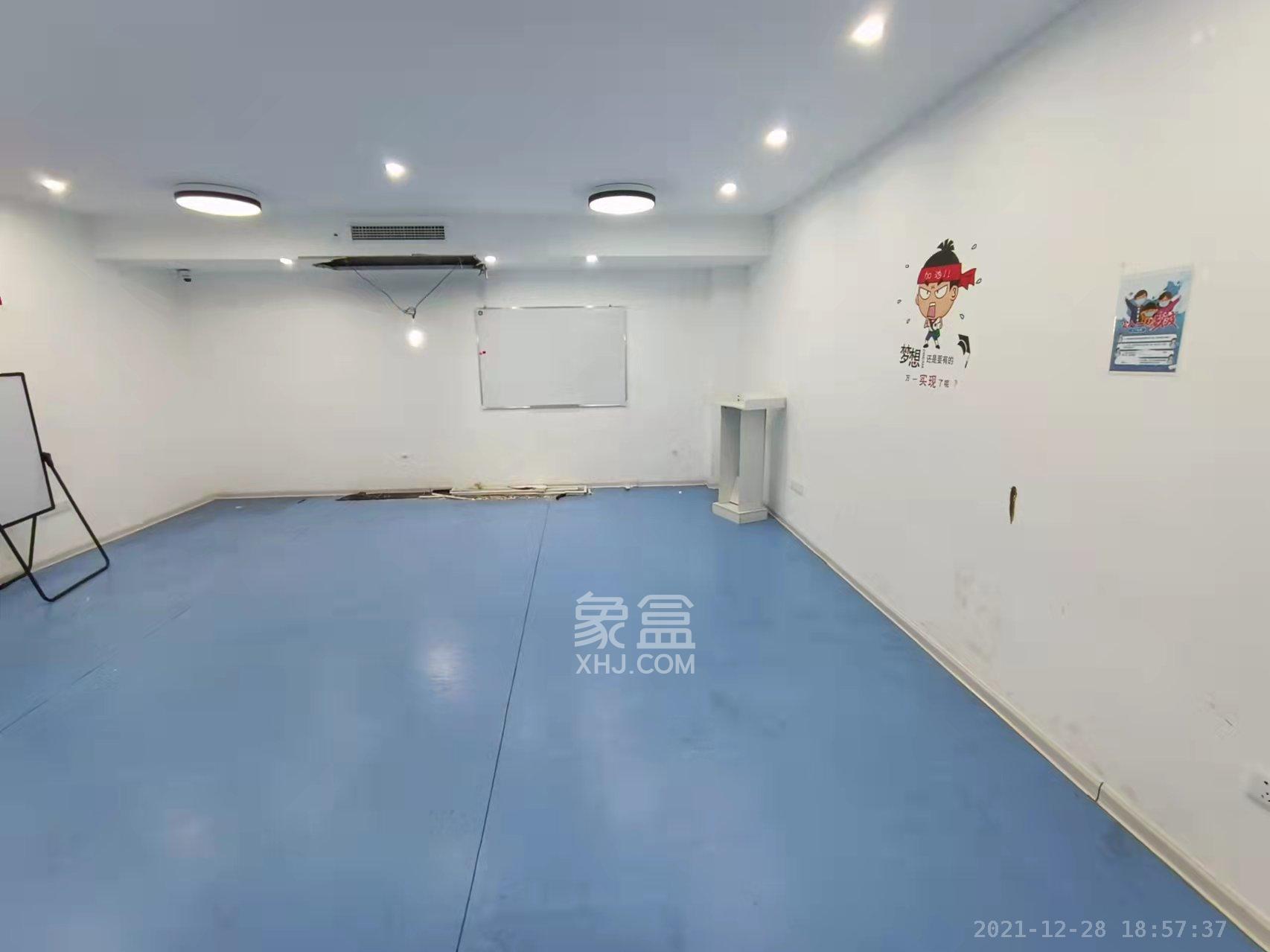 龙湖湘风原著（龙湖湘风星城）   69.7㎡      6300.0元/月室内图