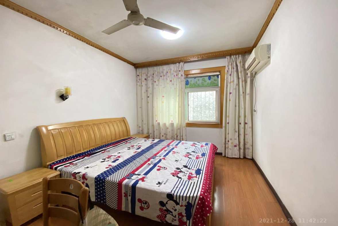 橡胶院 2室2厅1卫 1000.00元/月 橡胶院 2室2厅1卫 1000.00元/月室内图