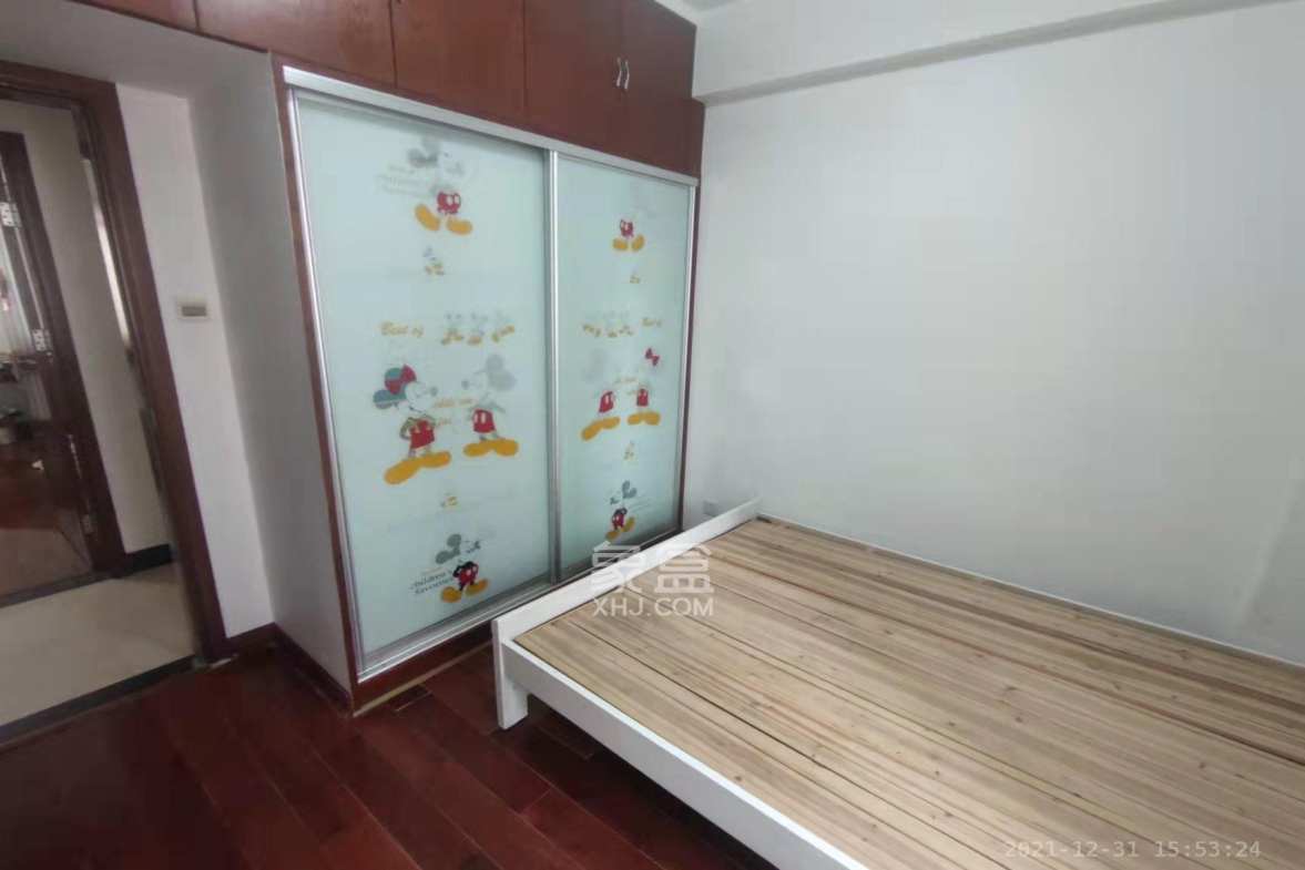 香海西岸  4室2厅2卫   4500.00元/月室内图