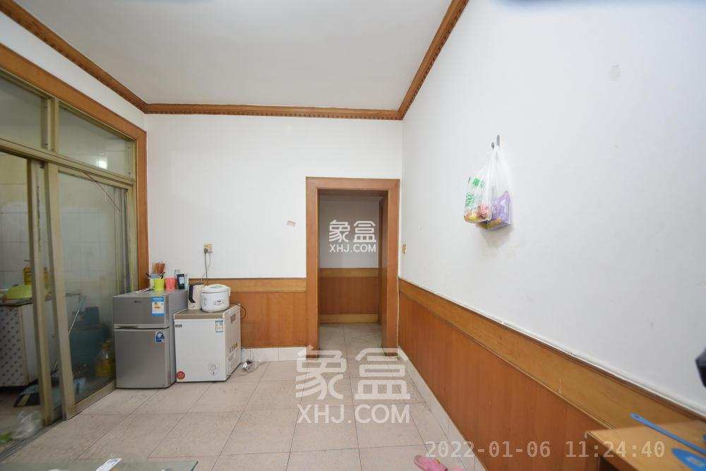 五金矿产进出口集团公司宿舍  2室1厅1卫    1600.0元/月室内图