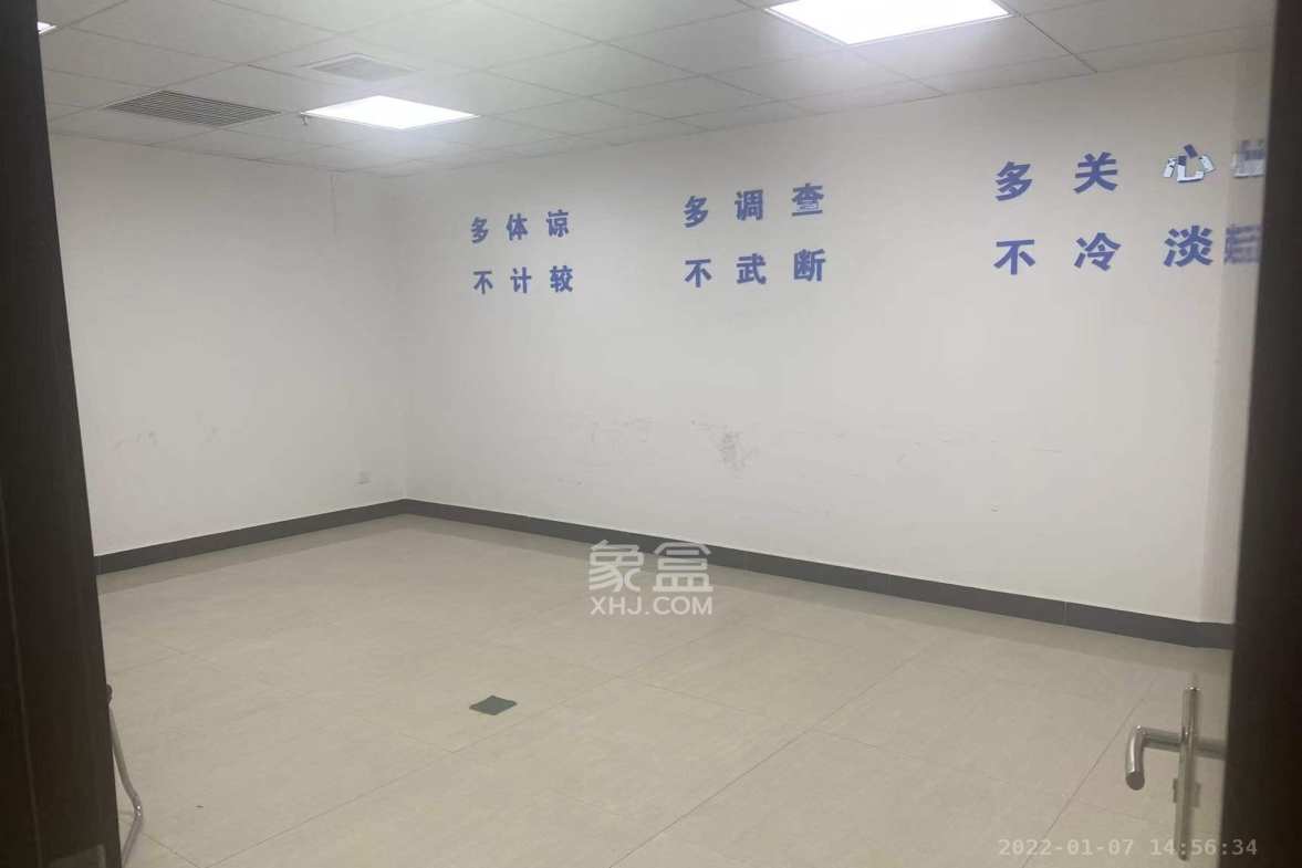 新长海广场  0室0厅0卫    10000.0元/月室内图