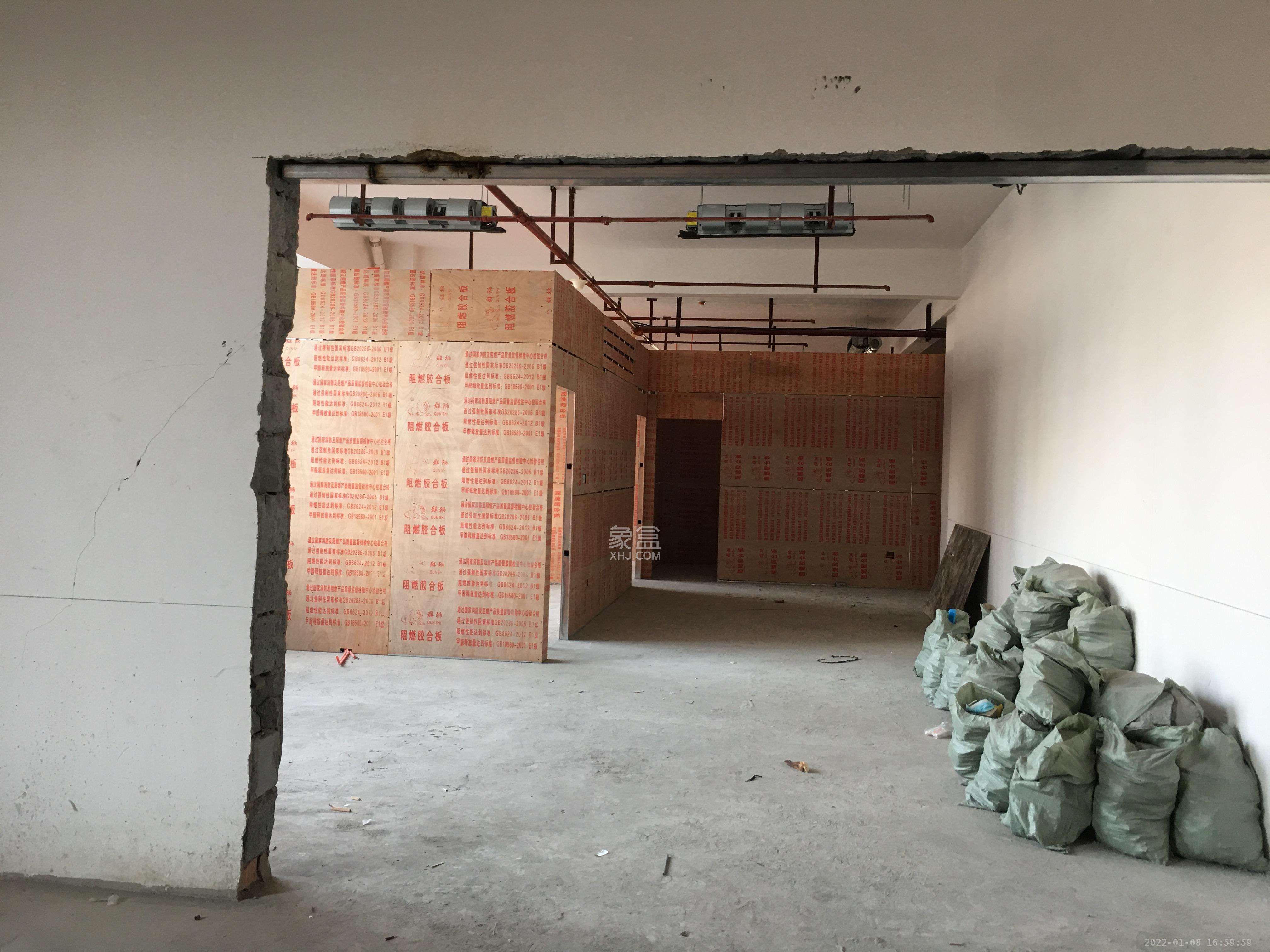 兴旺双铁城   124.86㎡      10000.0元/月室内图