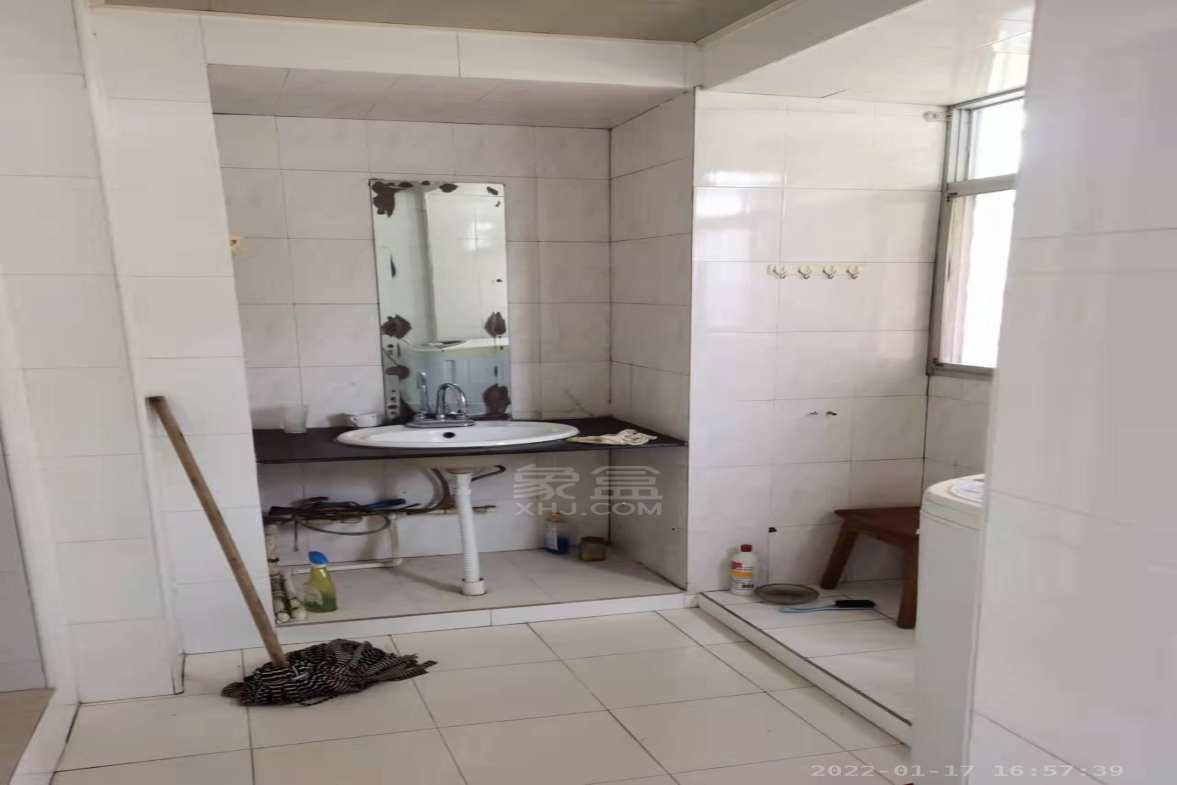 尧信花园  3室2厅2卫   1500.00元/月室内图