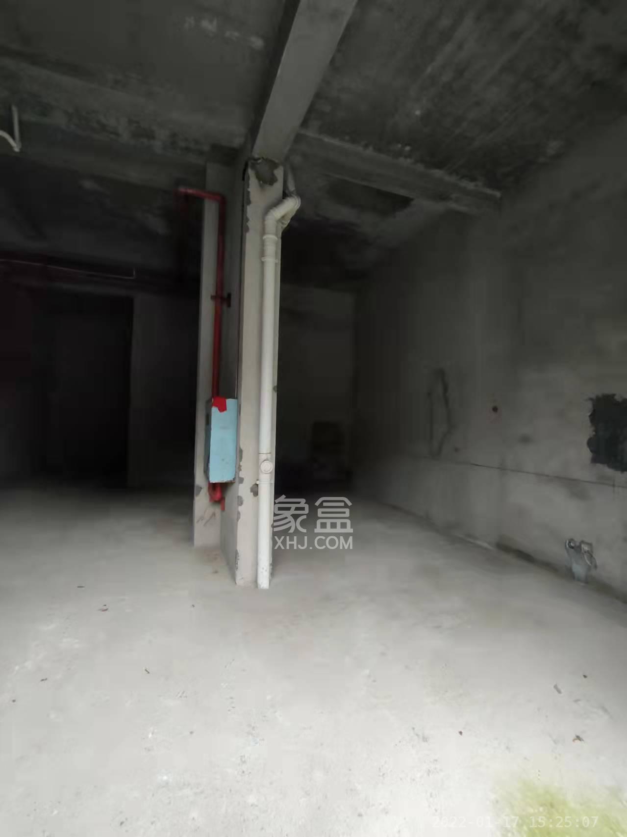 三一街区   88.14㎡      4500.0元/月室内图