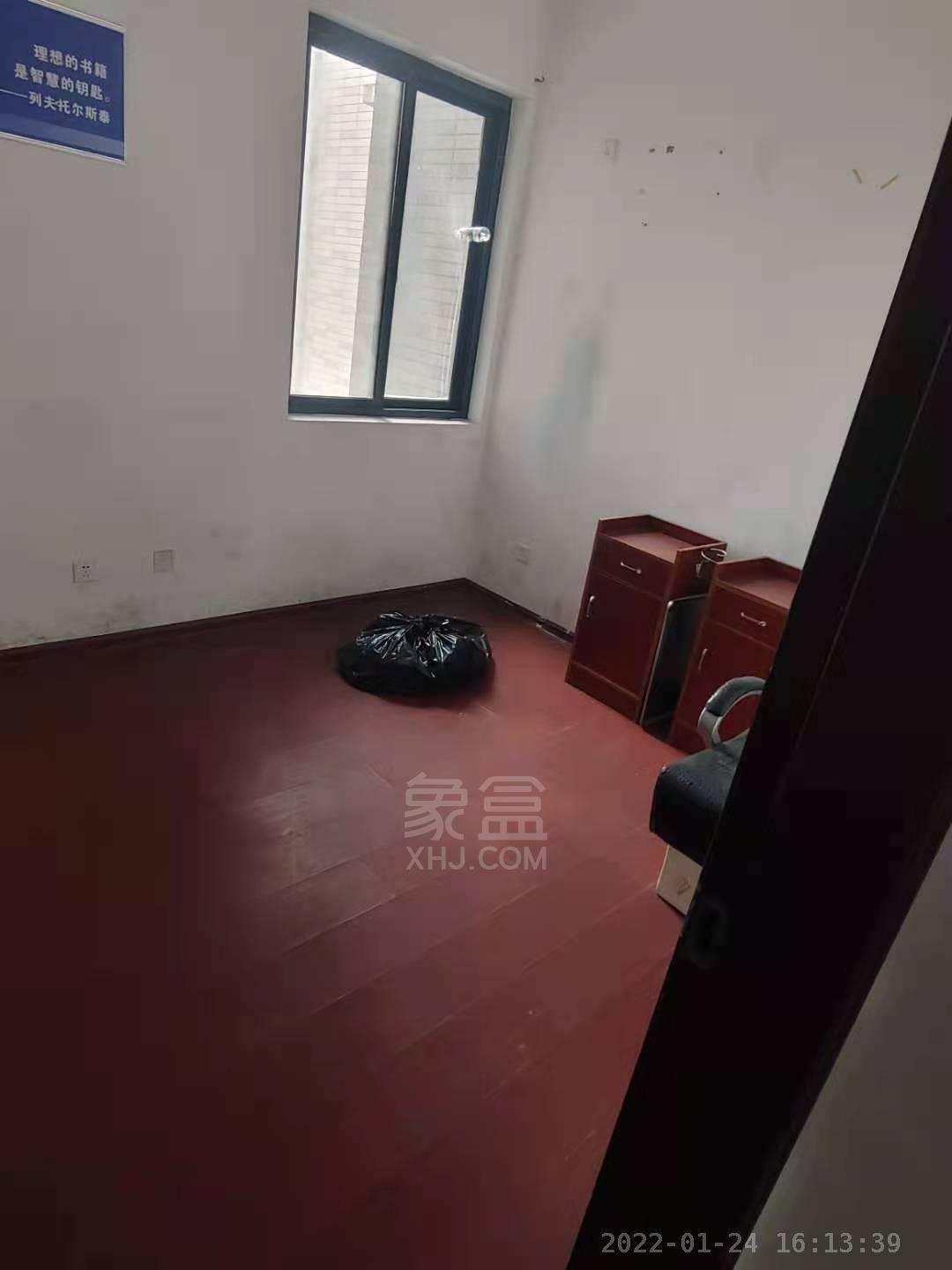 嘉盛雅苑  3室1厅1卫    1800.0元/月室内图