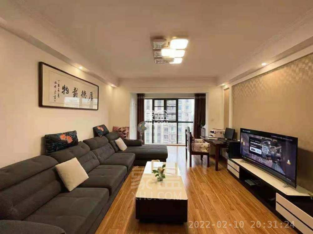 山水洲城华晨第一城  4室2厅2卫    2600.0元/月室内图