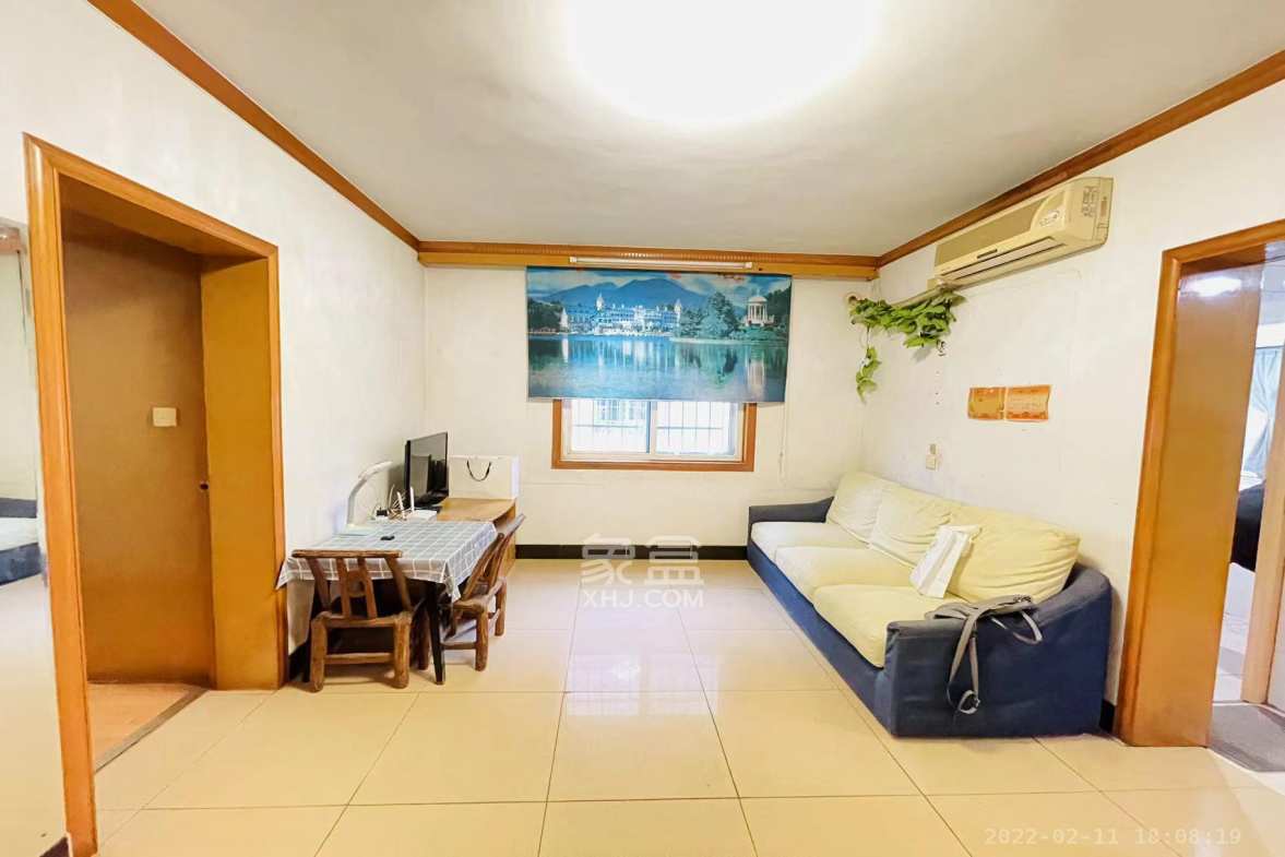 广厦新村  3室2厅1卫    1600.0元/月室内图