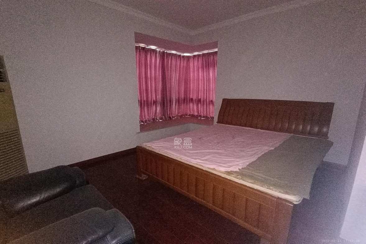 普瑞斯堡 3室2厅2卫 1800.0元/月 普瑞斯堡 3室2厅2卫 1800.0元/月室内图