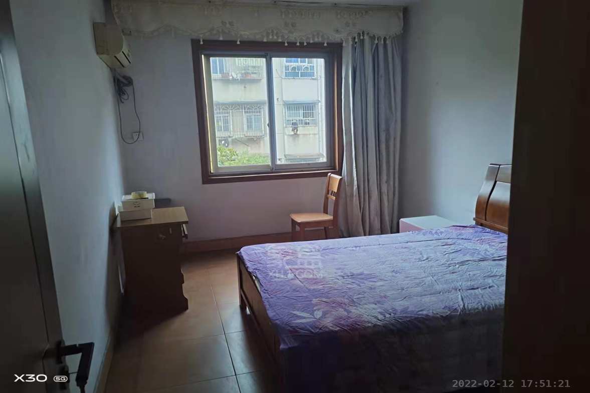 花园一村  3室1厅2卫    1500.0元/月 花园一村  3室1厅2卫    1500.0元/月室内图