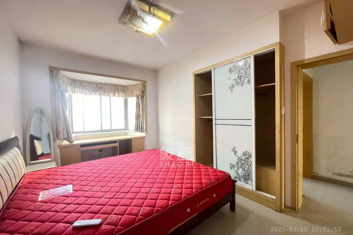 层上观邸  3室2厅1卫    2300.0元/月室内图