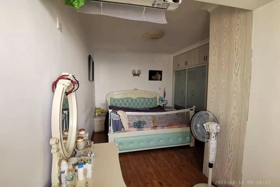 岭秀天下  2室2厅1卫    1600.0元/月 岭秀天下  2室2厅1卫    1600.0元/月室内图