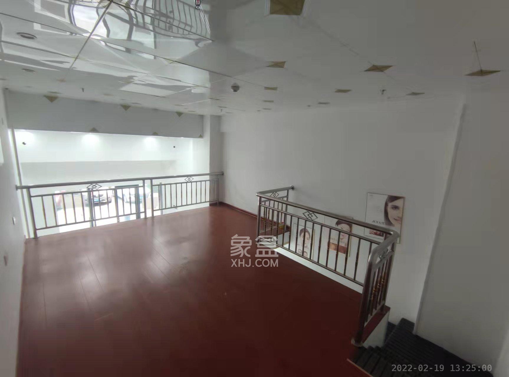 卓越浅水湾   43.0㎡      8000.0元/月室内图