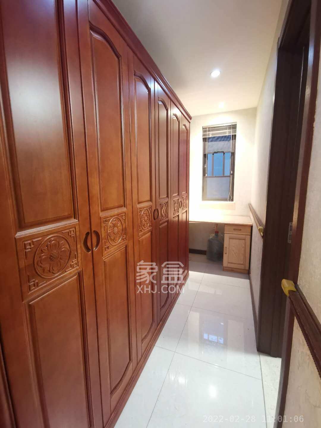 万科里金域滨江  3室2厅2卫    4800.0元/月室内图