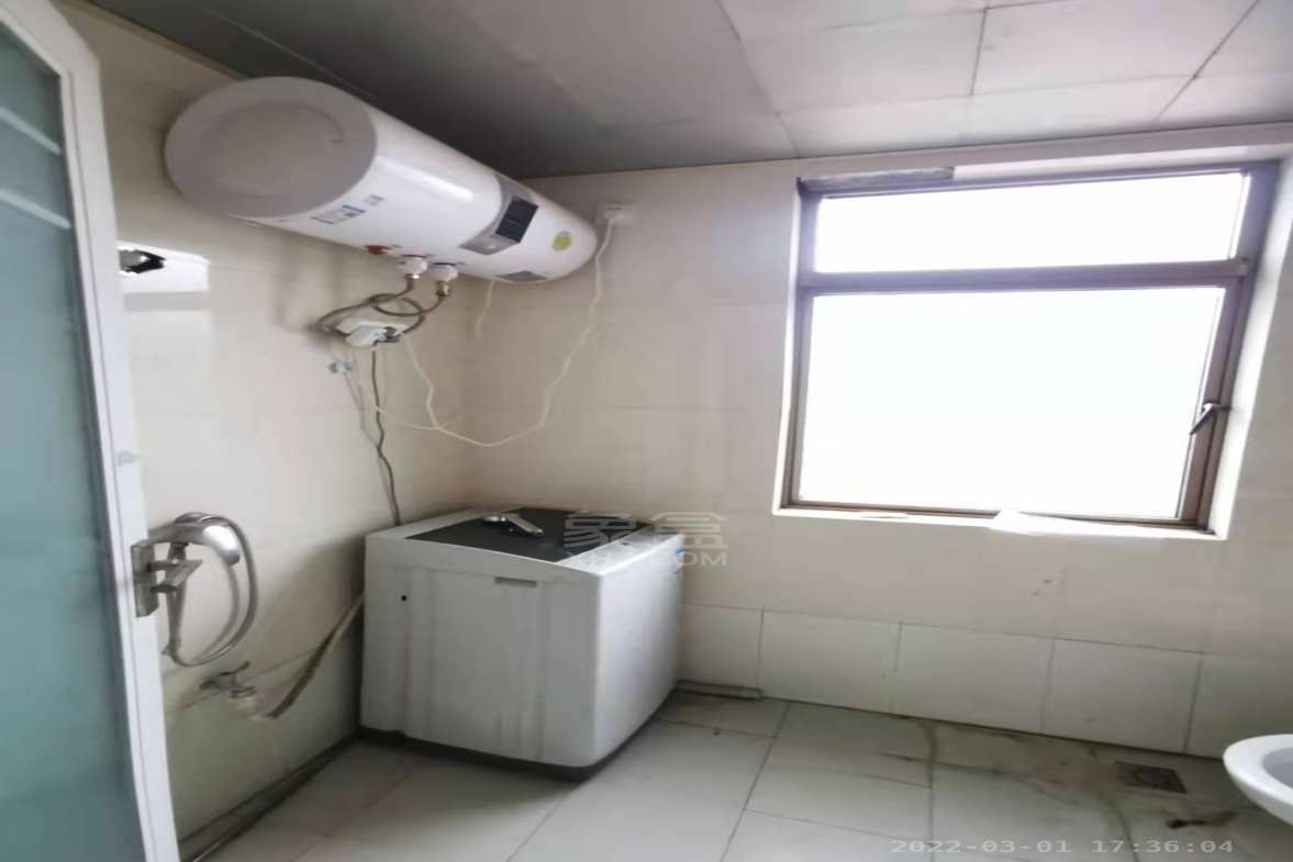 万鸿鑫城 1室1厅1卫 950.00元/月 万鸿鑫城 1室1厅1卫 950.00元/月室内图