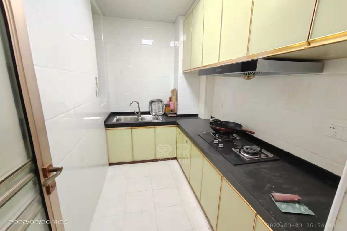 凯旋名门人民中路1006号 3室2厅1卫 1800.00元/月 凯旋名门人民中路1006号 3室2厅1卫 1800.00元/月室内图