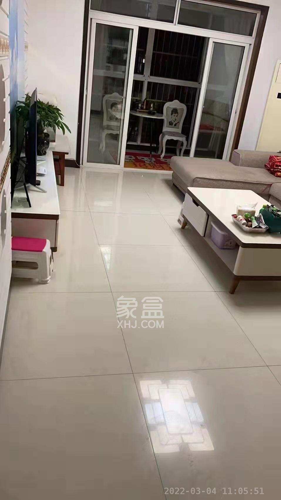 圣力华苑  3室2厅1卫    2400.0元/月室内图