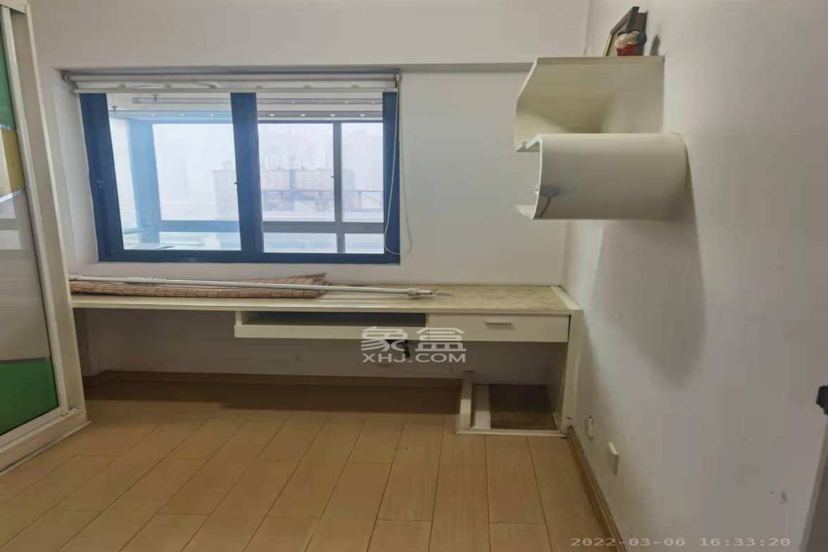 上东印象  3室2厅2卫    3000.0元/月室内图