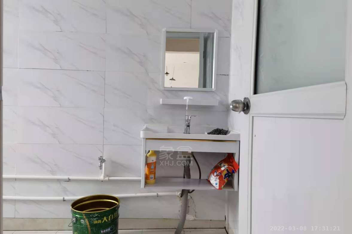 金色荷塘 3室2厅2卫 1800.0元/月 金色荷塘 3室2厅2卫 1800.0元/月户型图