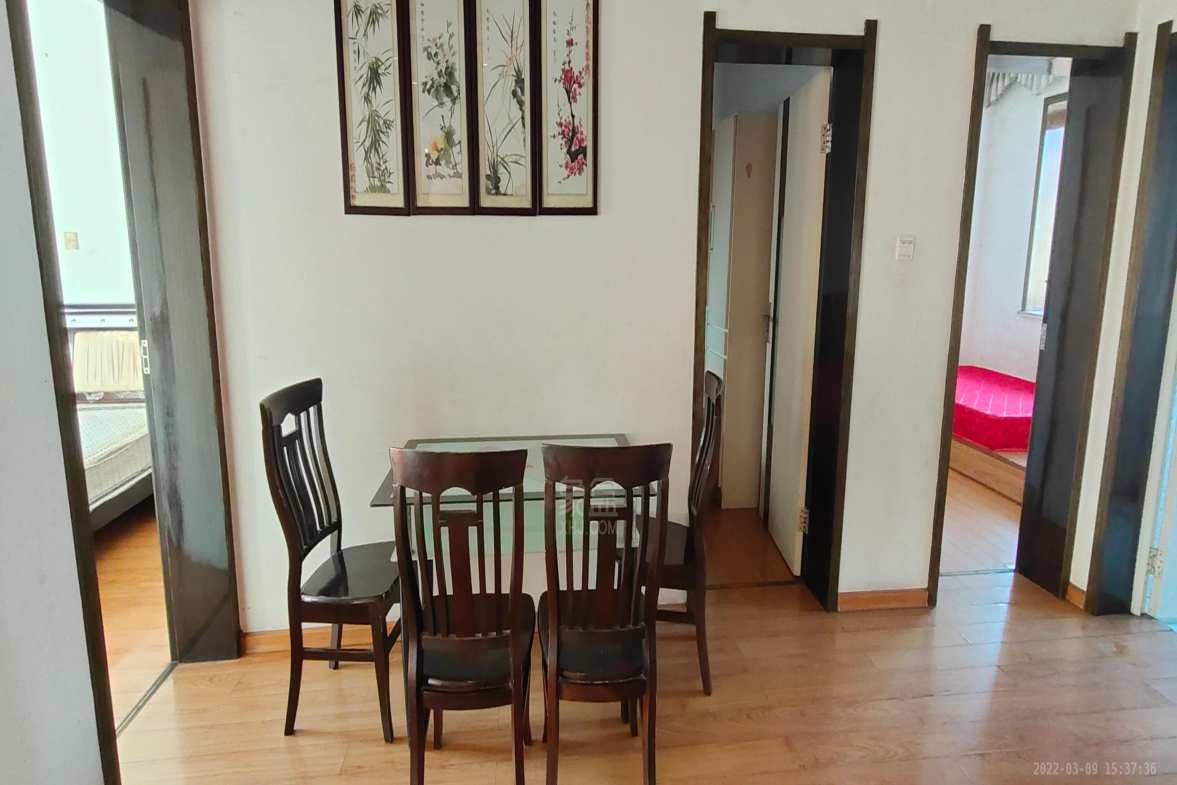 馨香小区 6室2厅1卫 2000.0元/月 馨香小区 6室2厅1卫 2000.0元/月室内图