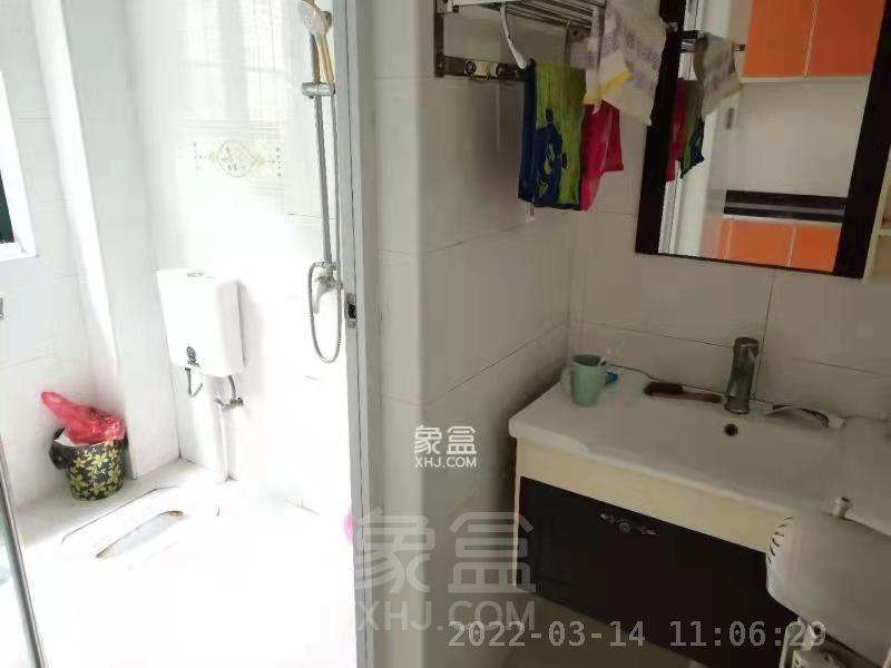 静园山庄 3室2厅1卫 1500.0元/月 静园山庄 3室2厅1卫 1500.0元/月室内图