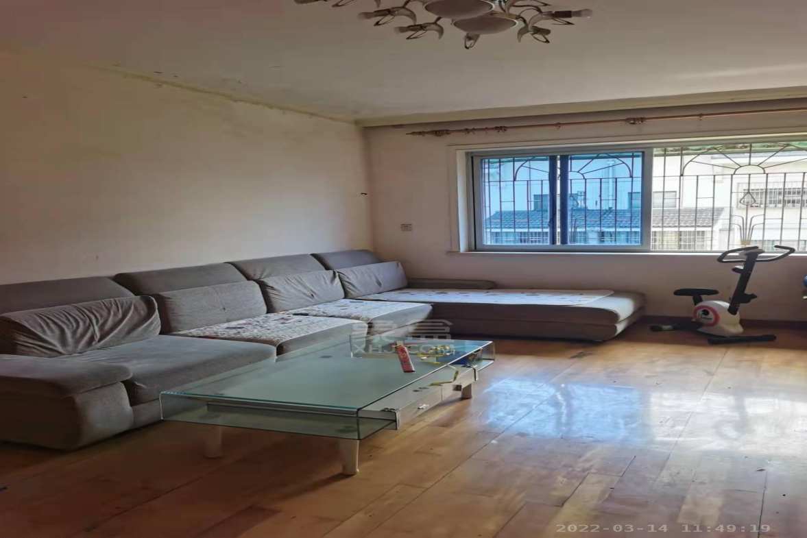 发改委  3室2厅1卫   1800.00元/月室内图