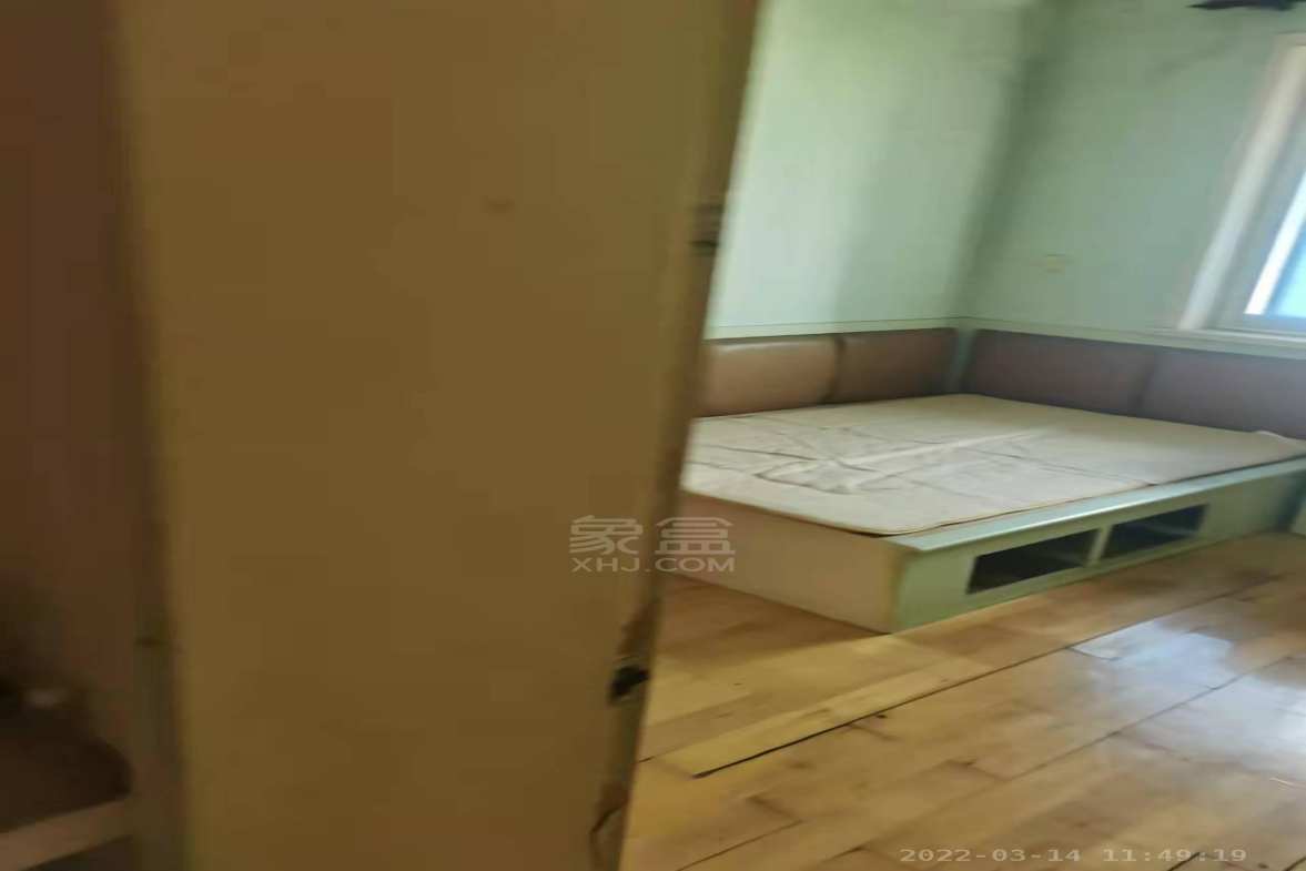 发改委  3室2厅1卫   1800.00元/月室内图