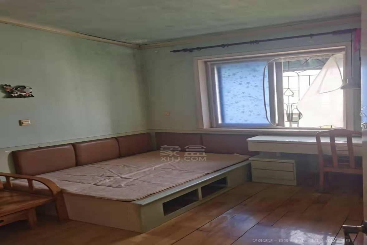 发改委  3室2厅1卫   1800.00元/月室内图1