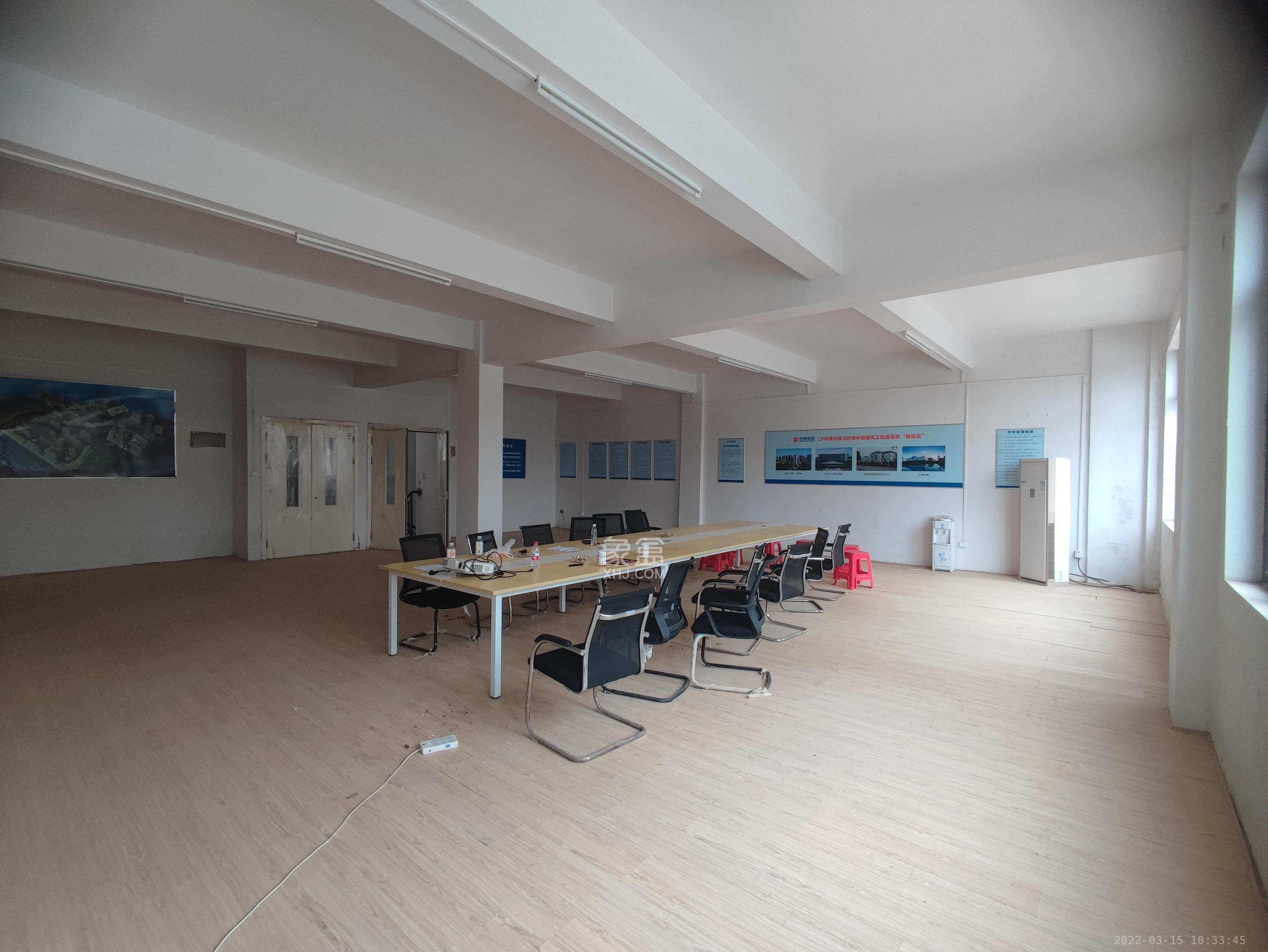 碧桂园荟隽棠   86.0㎡      5160.0元/月室内图