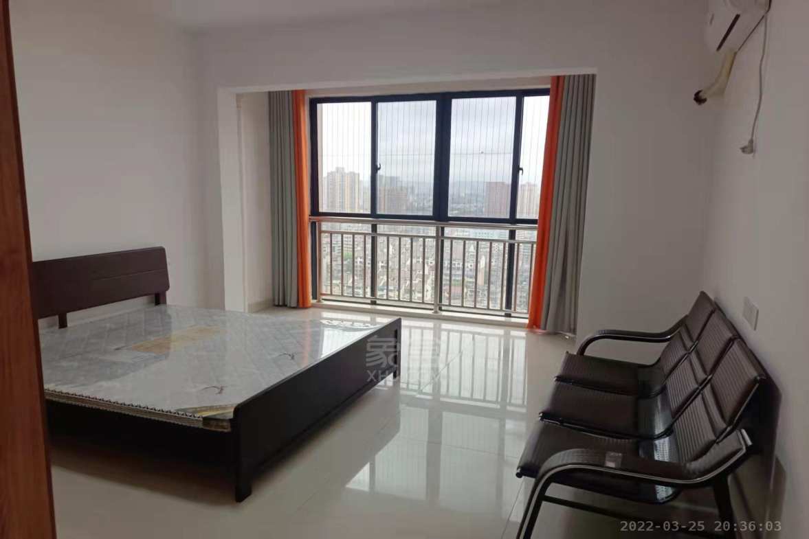 东融大厦 3室1厅1卫 1400.00元/月 东融大厦 3室1厅1卫 1400.00元/月室内图