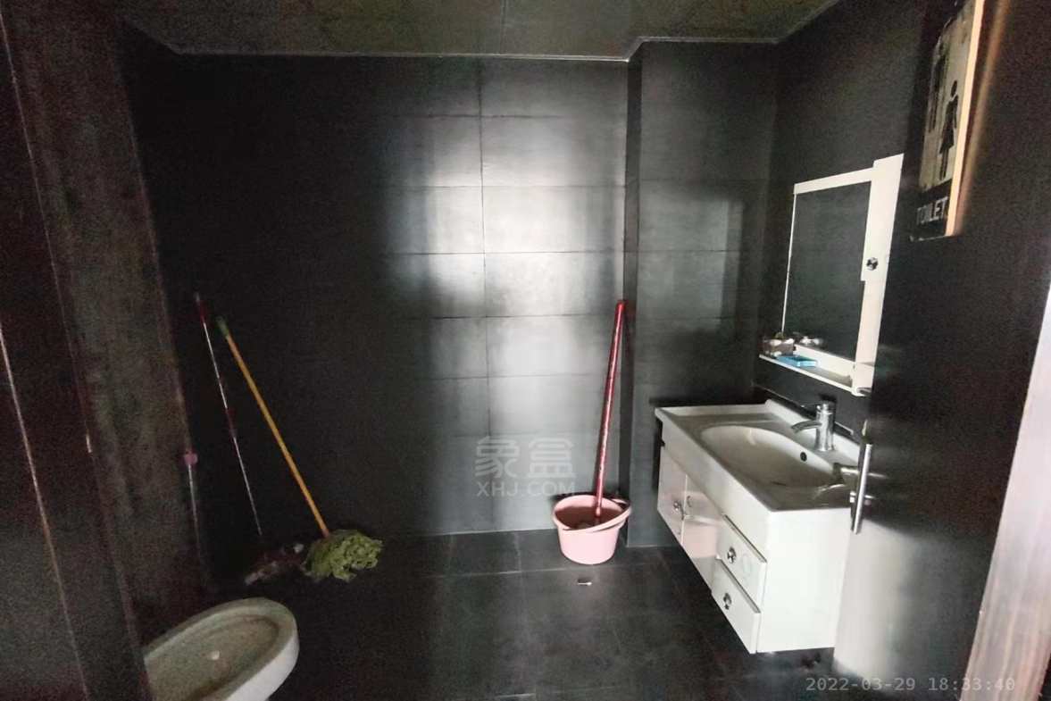 银泰财富广场  2室2厅1卫    1500.0元/月室内图