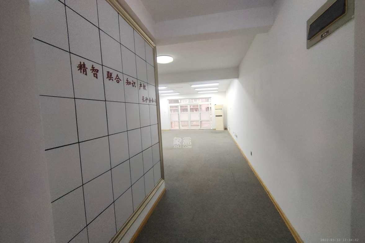 申奥美域  3室2厅1卫    3000.0元/月室内图