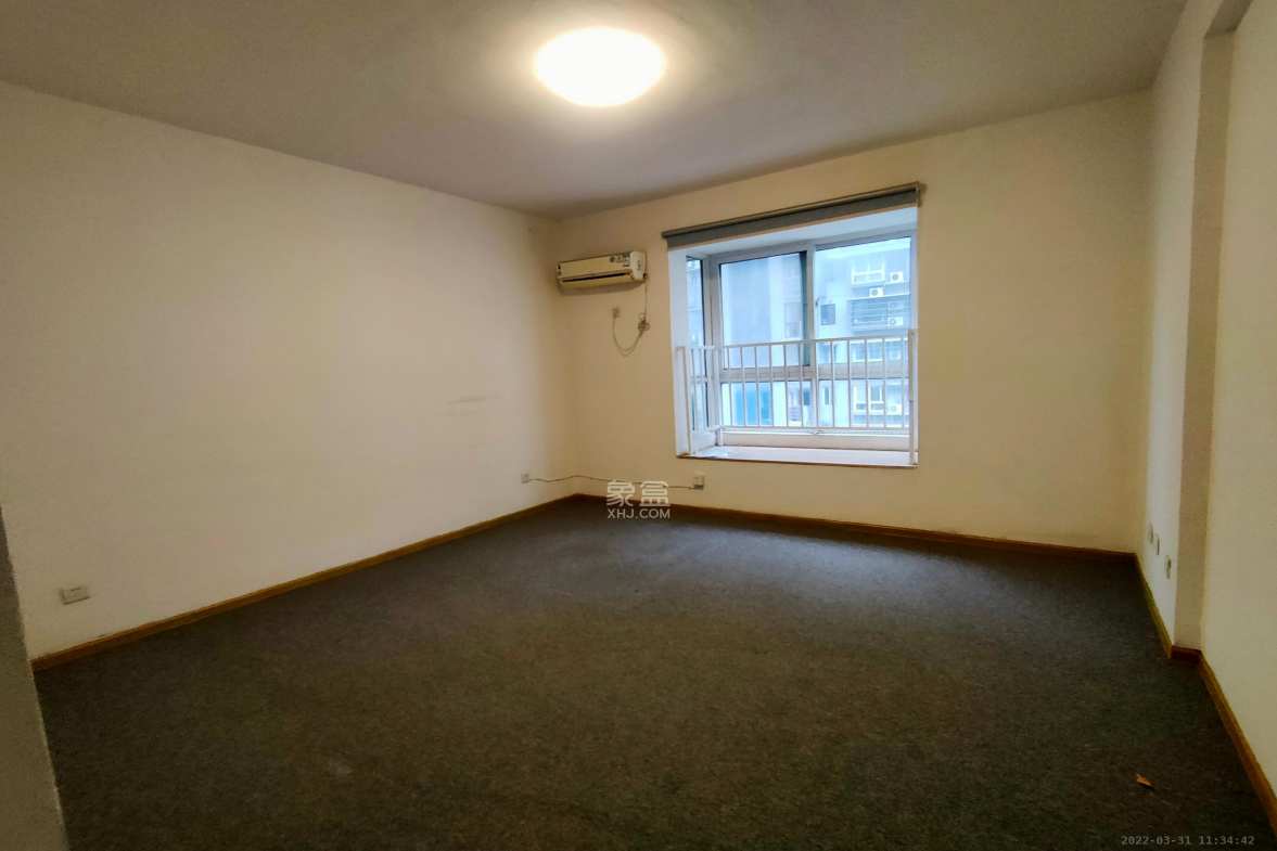 申奥美域  3室2厅1卫    3000.0元/月室内图