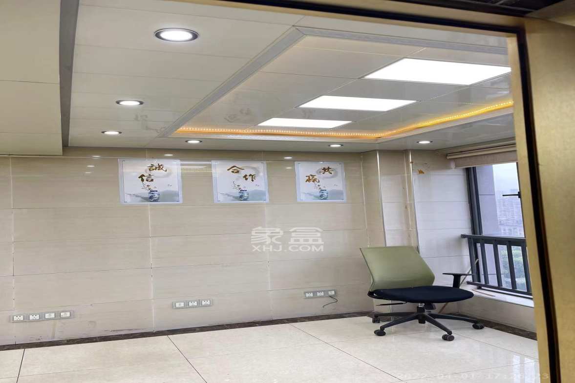 湘域相遇  1室1厅1卫    3600.0元/月室内图