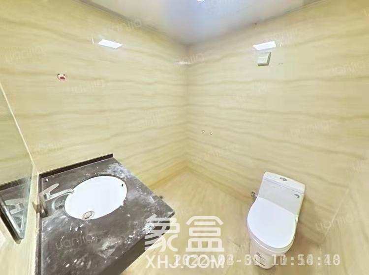 大鸿杰座  1室1厅1卫    2000.0元/月室内图