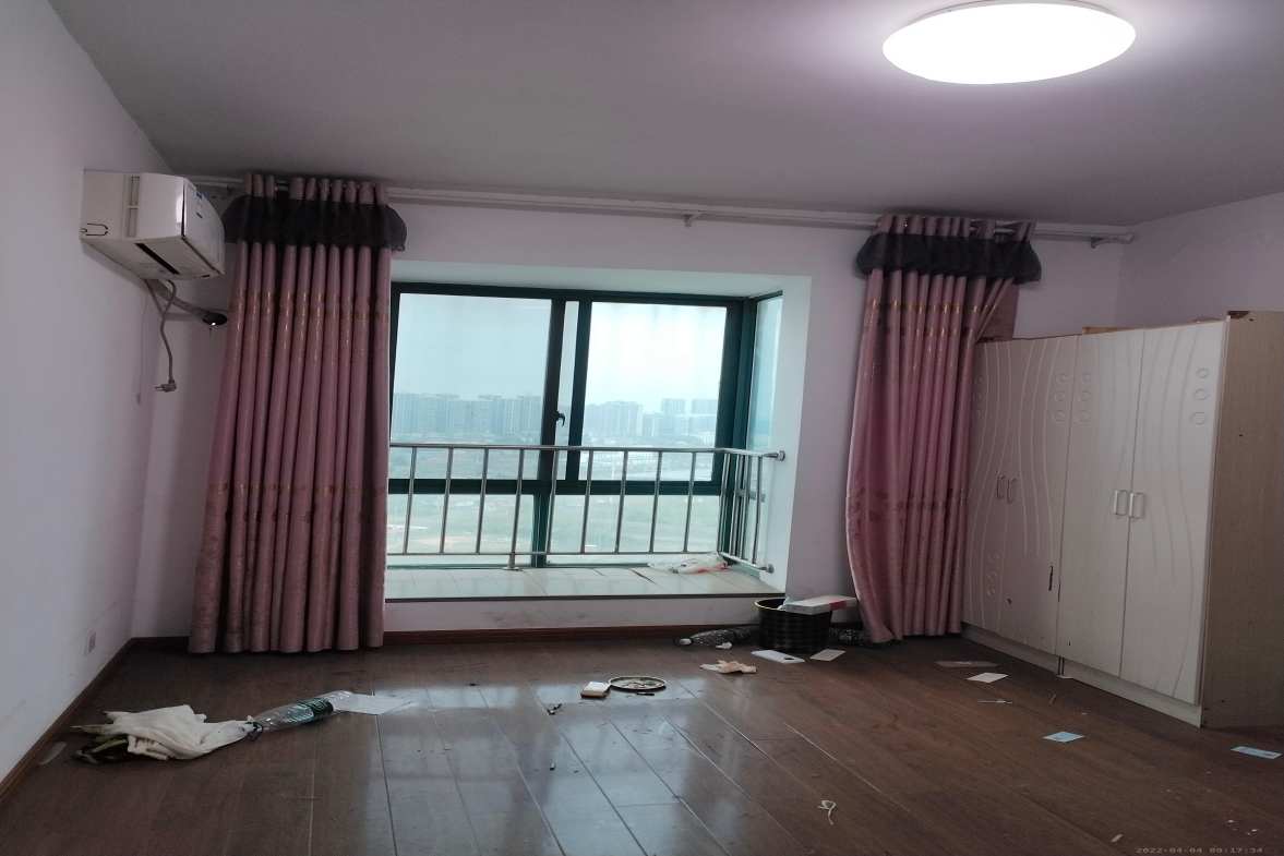 天鹅湖1号 4室2厅2卫 2500.00元/月 天鹅湖1号 4室2厅2卫 2500.00元/月室内图