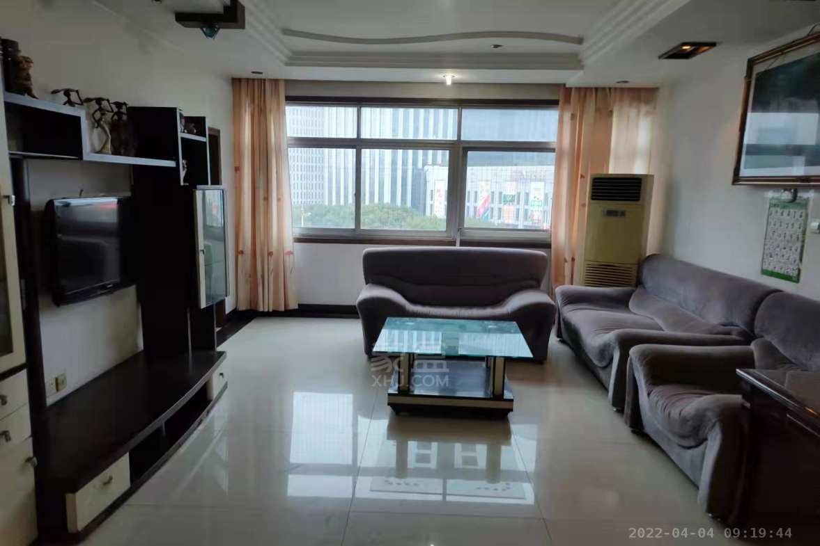 保利高尚小区  3室2厅2卫    2000.0元/月室内图1